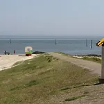 Bungalow,